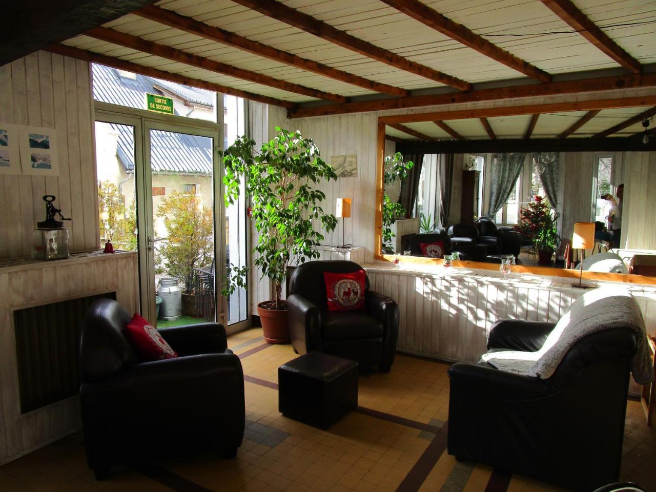 Les 4 Montagnes Hotel Villard-de-Lans Exterior foto